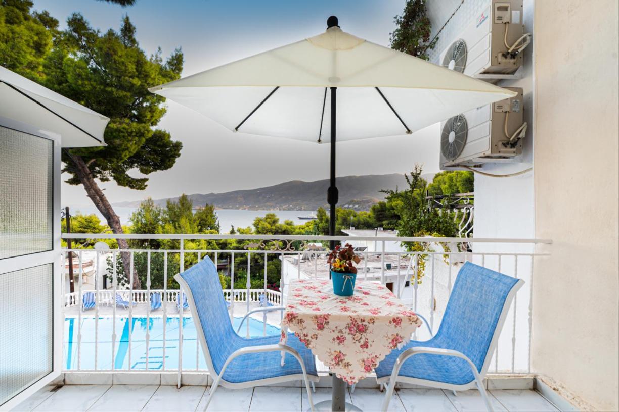 Lions Apartments Poros Town Екстериор снимка