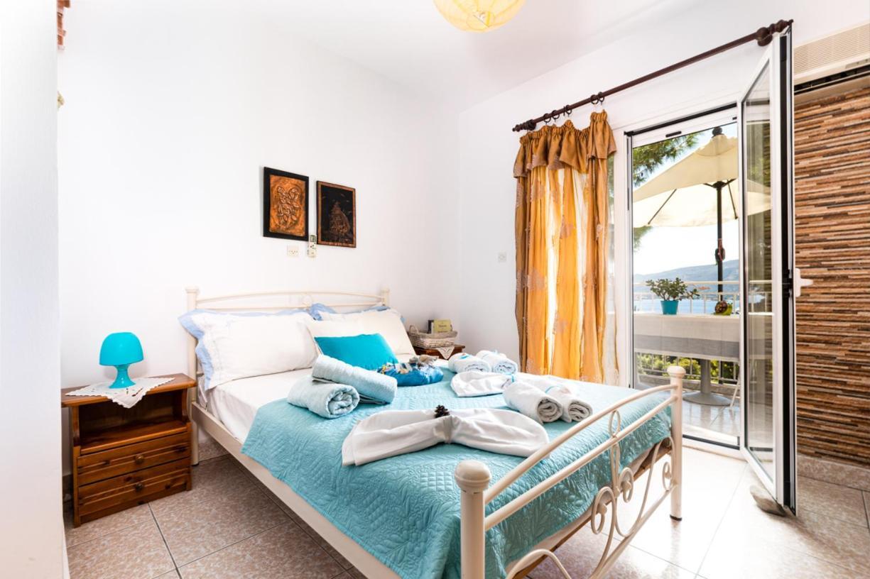 Lions Apartments Poros Town Екстериор снимка